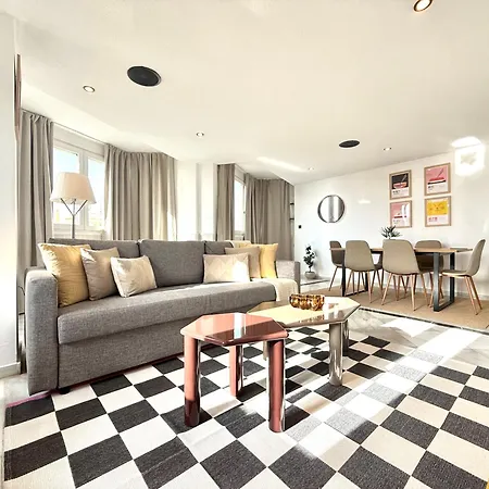 Apartman Exclusivo De Diseno Y Piscina En Centro De Torremolinos