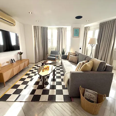 Apartman Exclusivo De Diseno Y Piscina En Centro De *