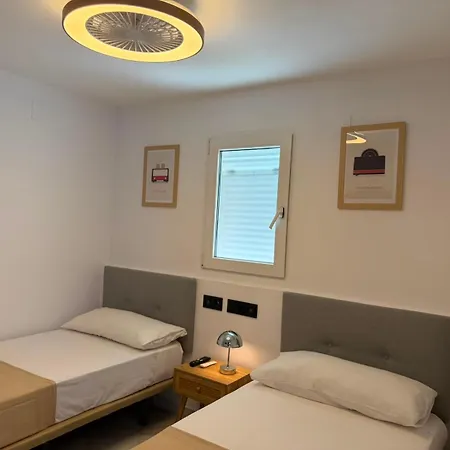Exclusivo De Diseno Y Piscina En Centro De Apartman Torremolinos