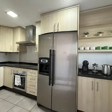 Exclusivo De Diseno Y Piscina En Centro De Apartman Torremolinos