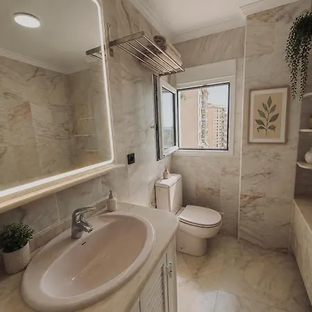 Apartman Exclusivo De Diseno Y Piscina En Centro De Torremolinos